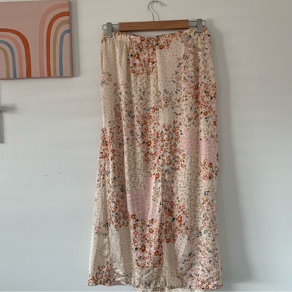 Silky midi skirt women’s - Picture 7 of 8